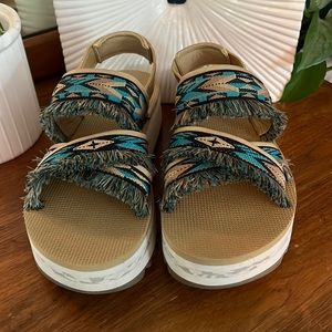 TEVA flatform Ceres Double Diamond platform sandal